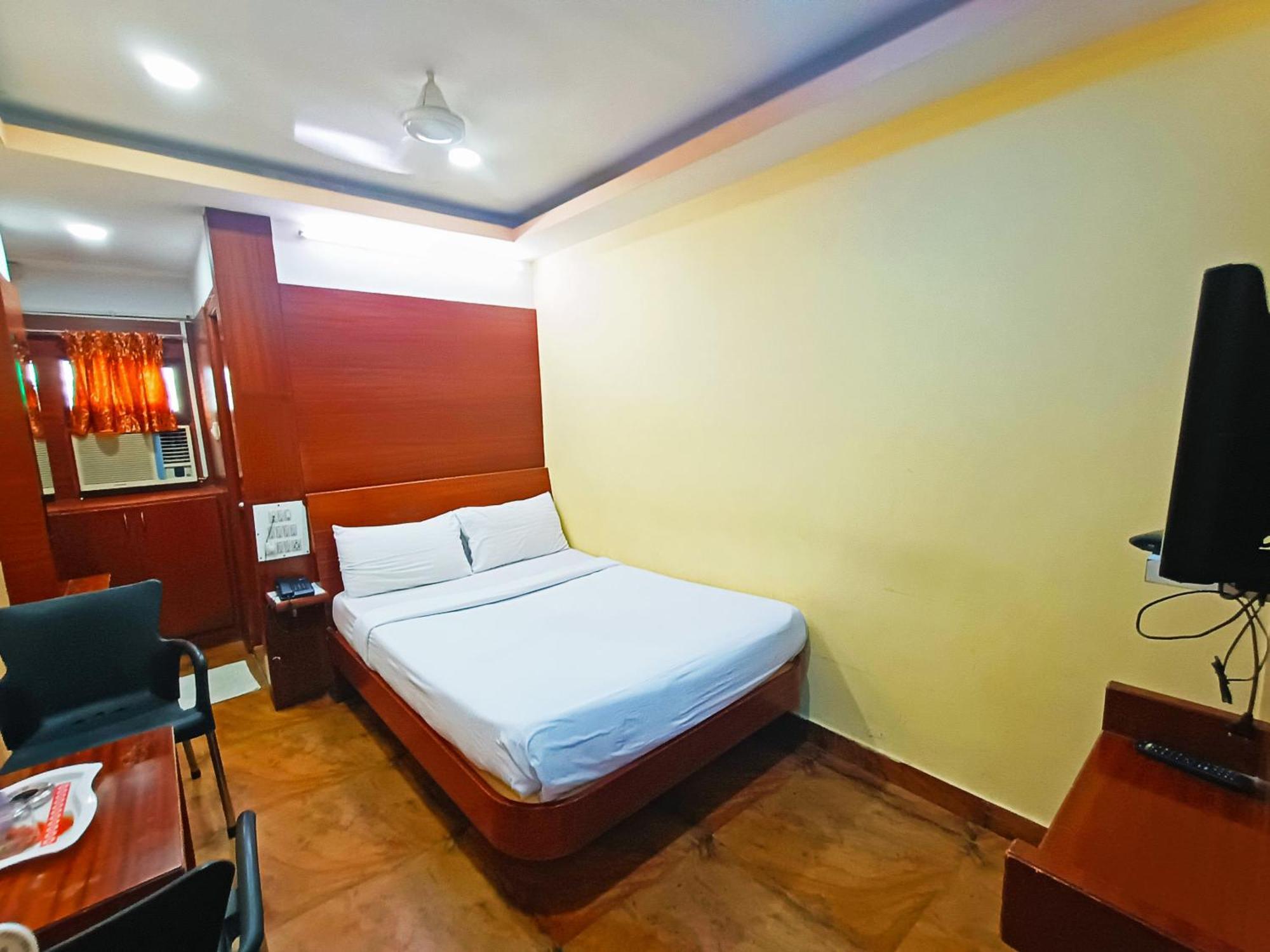 Pavithra Paradise Hotel Бангалор Екстериор снимка